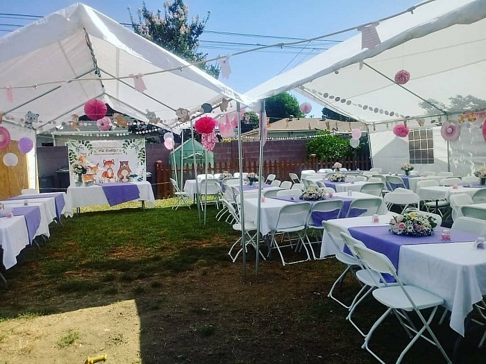 Party with 2 canopies to have more shade for your invitees.